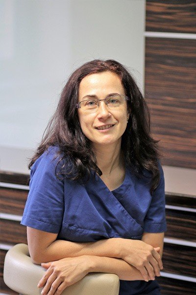 Dr. Gömbös Orsolya