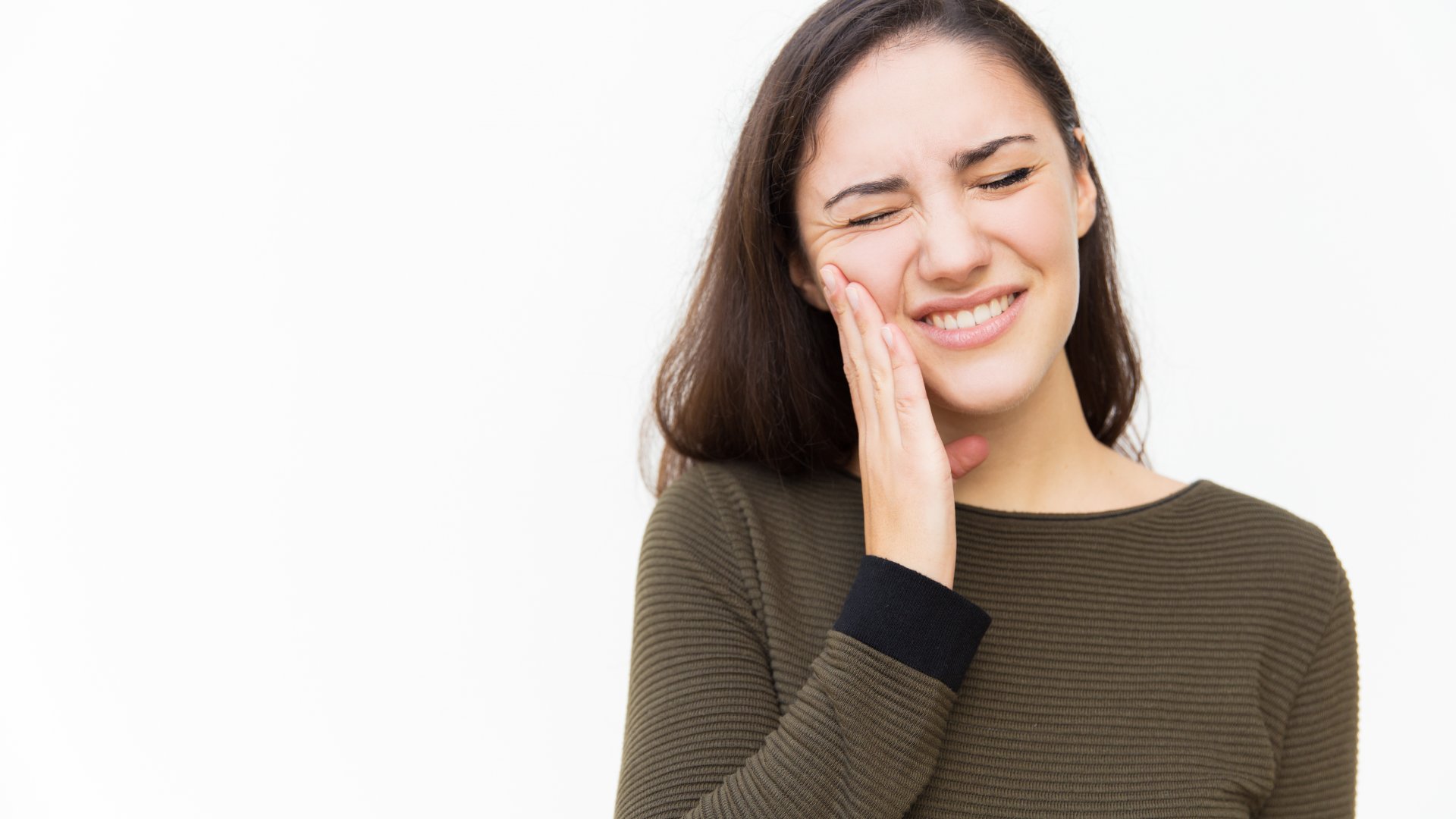 Was sind die Ursachen für Zahnempfindlichkeit und was kann man dagegen tun?